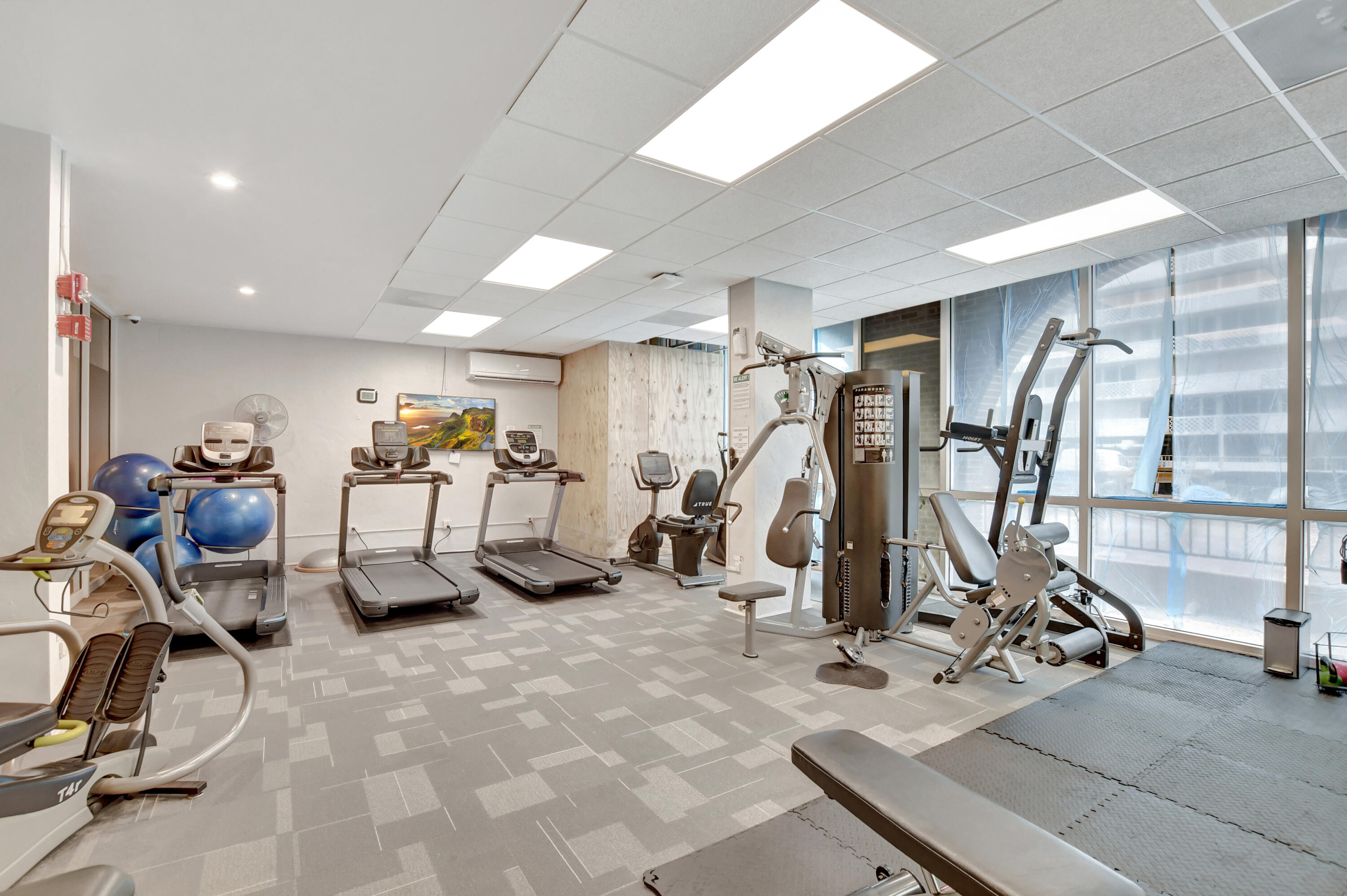 CLOISTER DEL MAR CONDO - Residential Lease