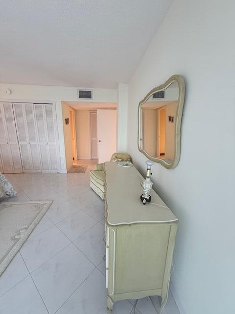 CLOISTER DEL MAR CONDO - Residential Lease