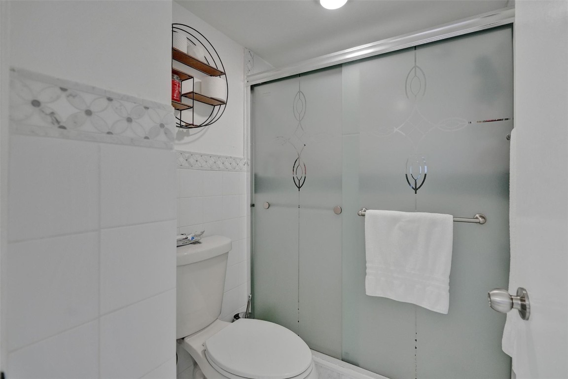 Del Prado Condo - Residential Lease