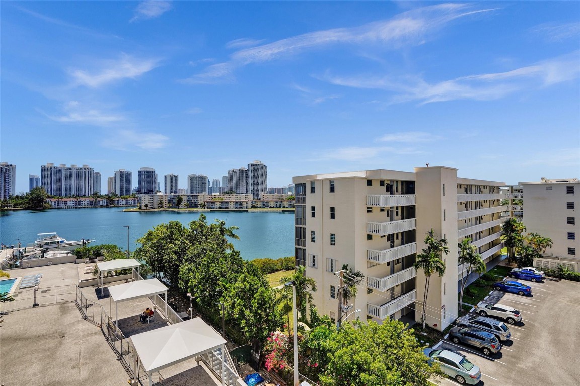 Del Prado Condo - Residential Lease