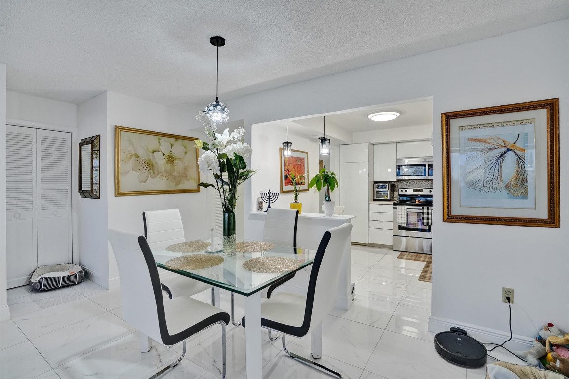Del Prado Condo - Residential Lease