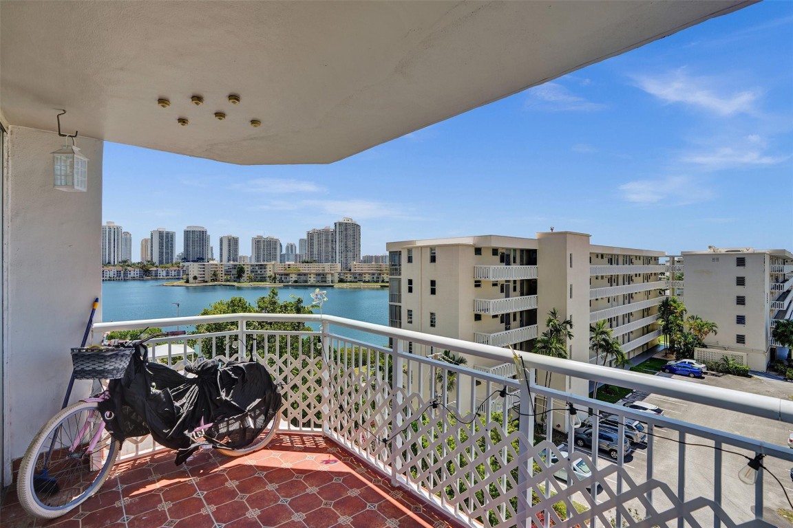 Del Prado Condo - Residential Lease