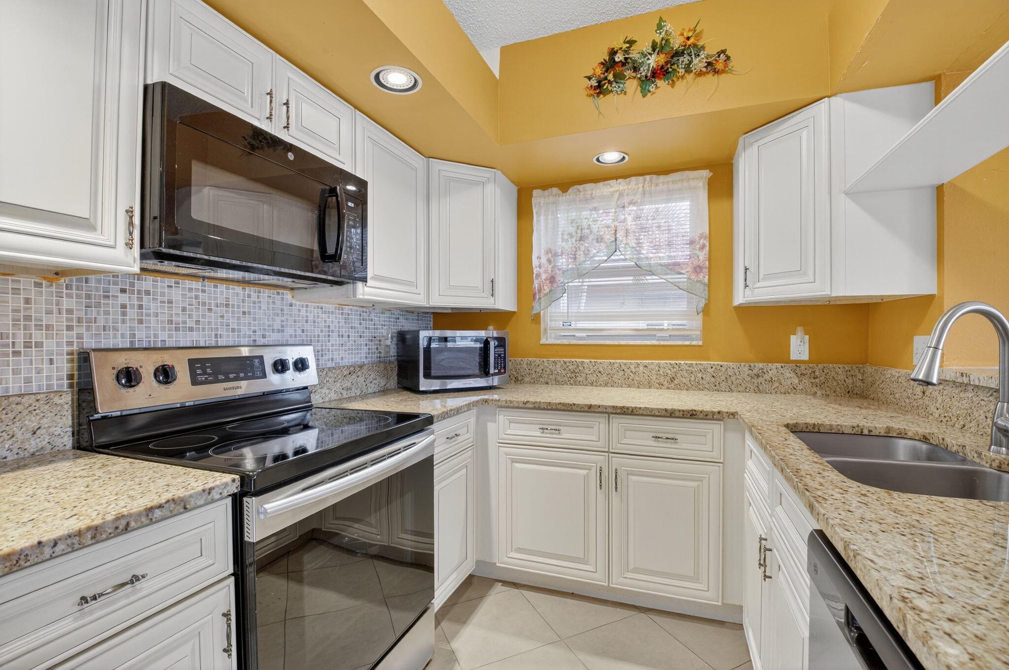 SWEETWATER 4 - Residential