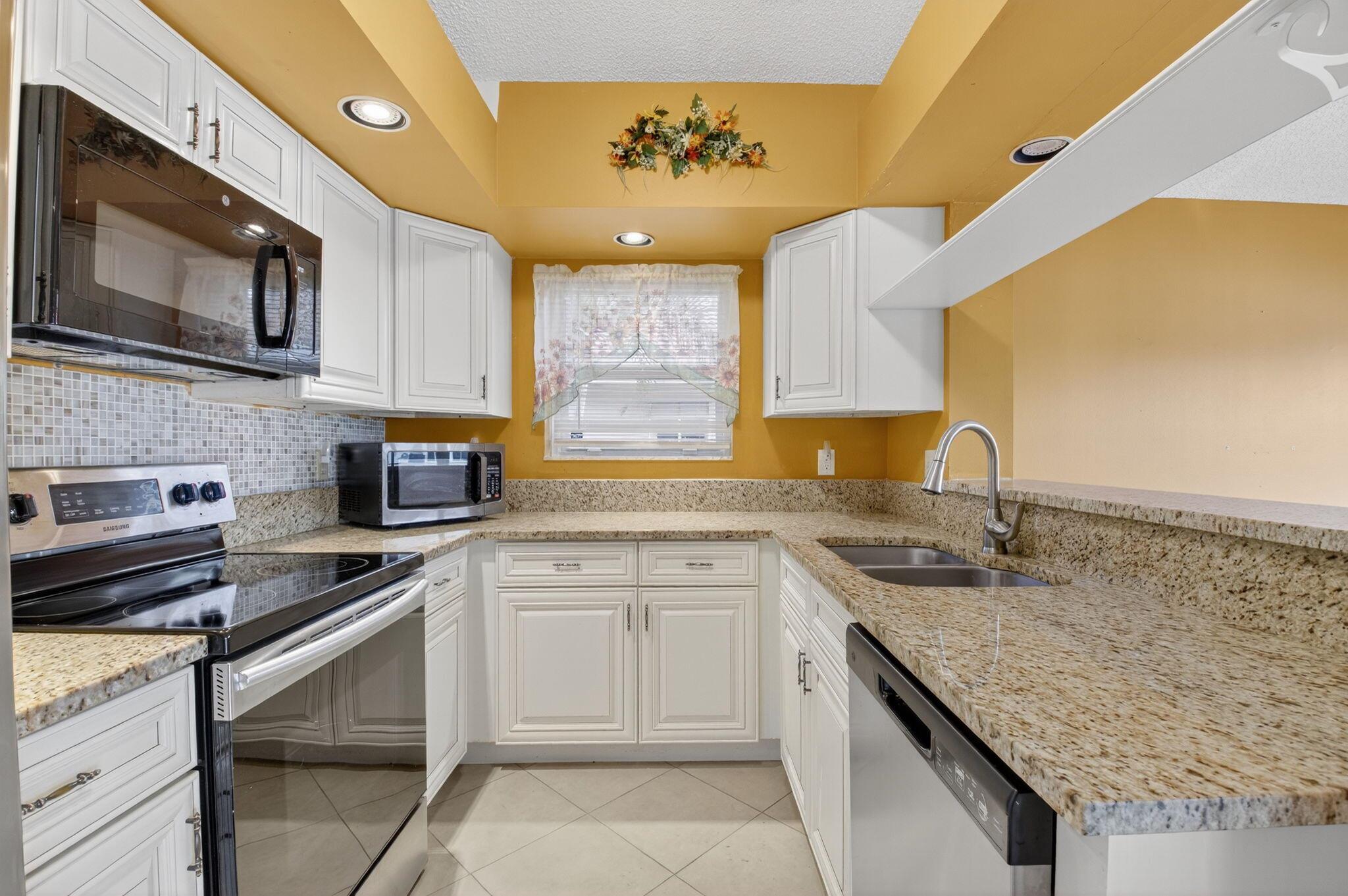 SWEETWATER 4 - Residential