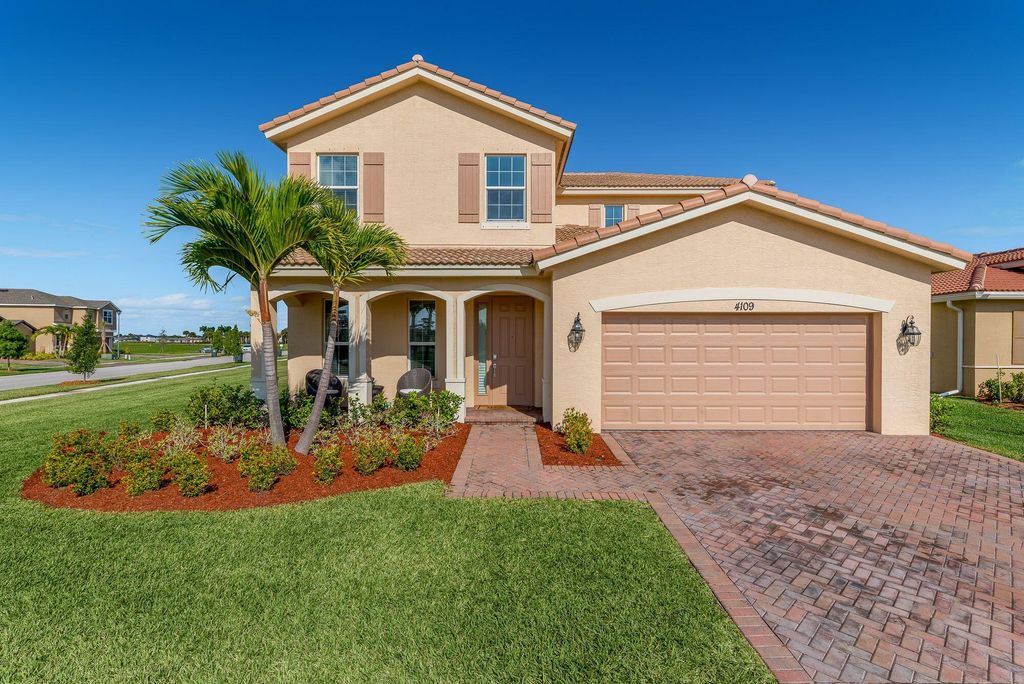 Photo of 4109 Worlington Terrace, Fort Pierce, FL 34947 (MLS # R10769355)
