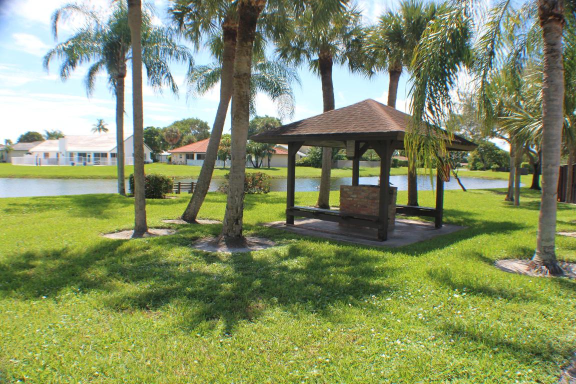 TRADEWINDS AT DOS LAGOS CONDO - Residential