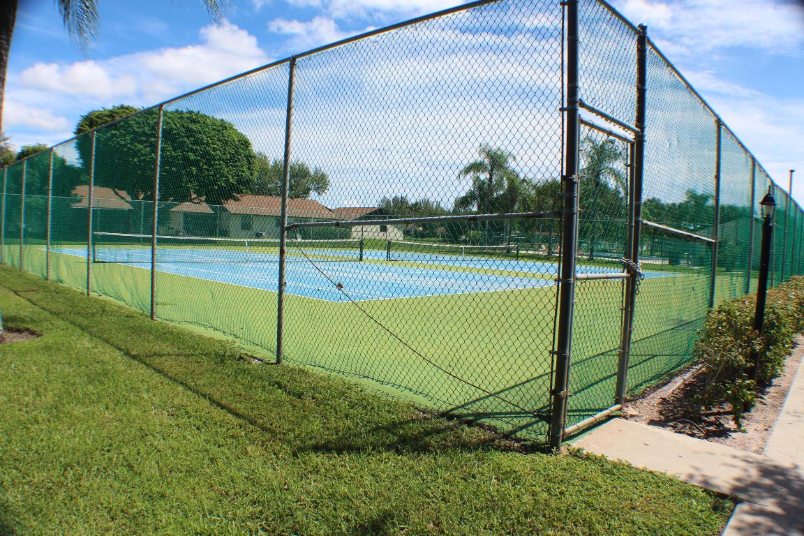 TRADEWINDS AT DOS LAGOS CONDO - Residential