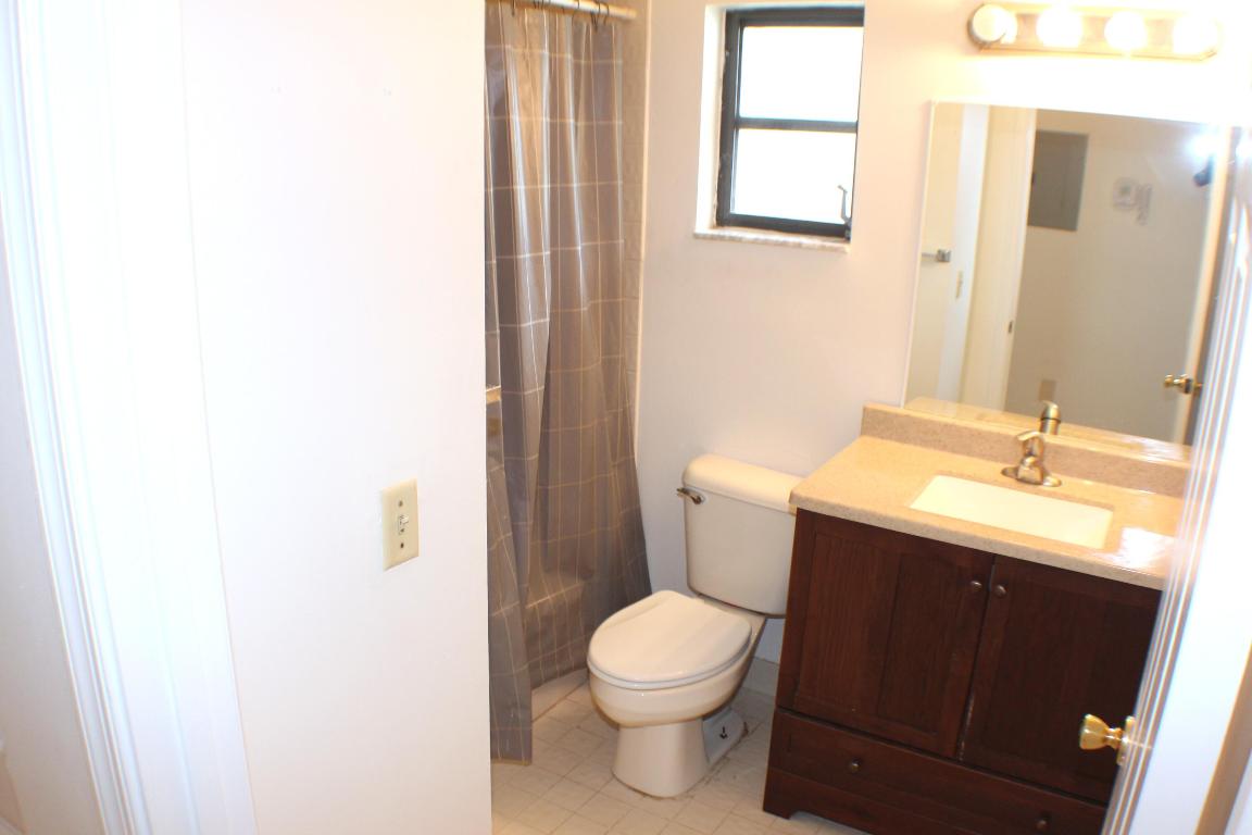 TRADEWINDS AT DOS LAGOS CONDO - Residential