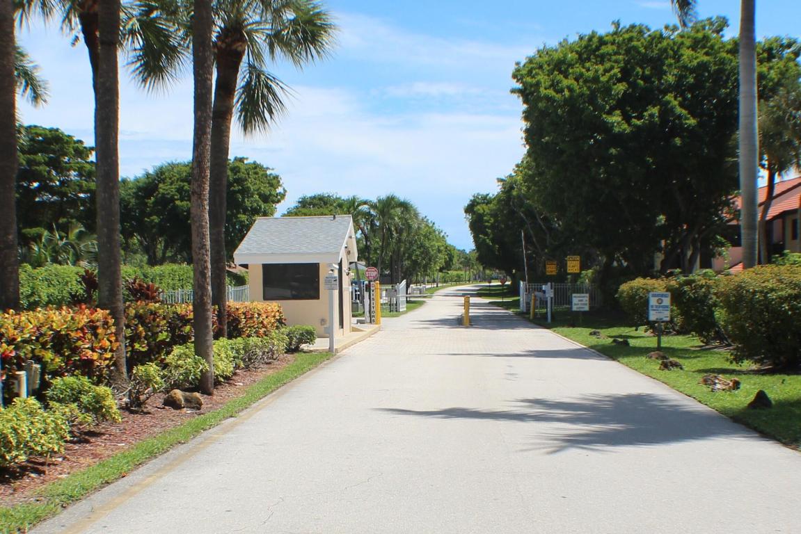 TRADEWINDS AT DOS LAGOS CONDO - Residential