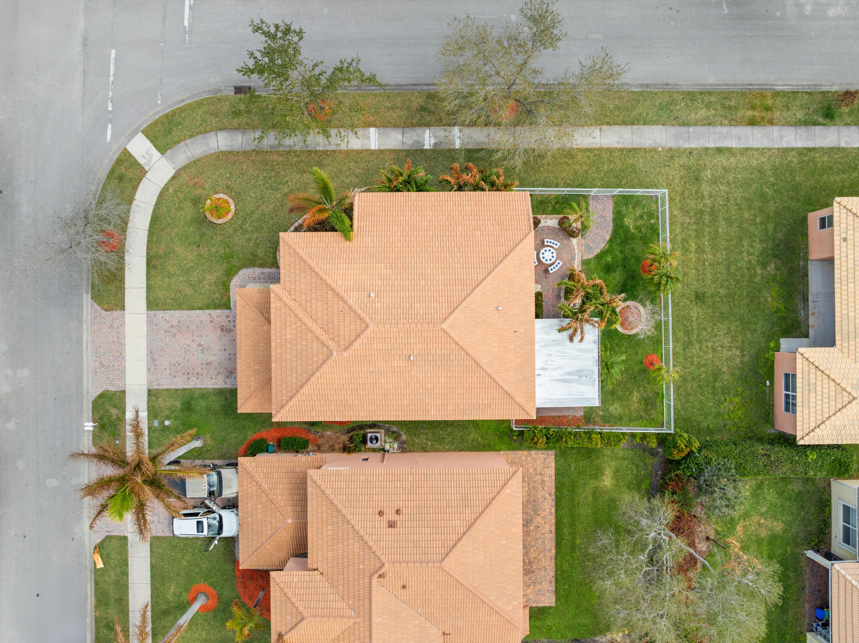 PORTOFINO SHORES PHASE THREE - Residential