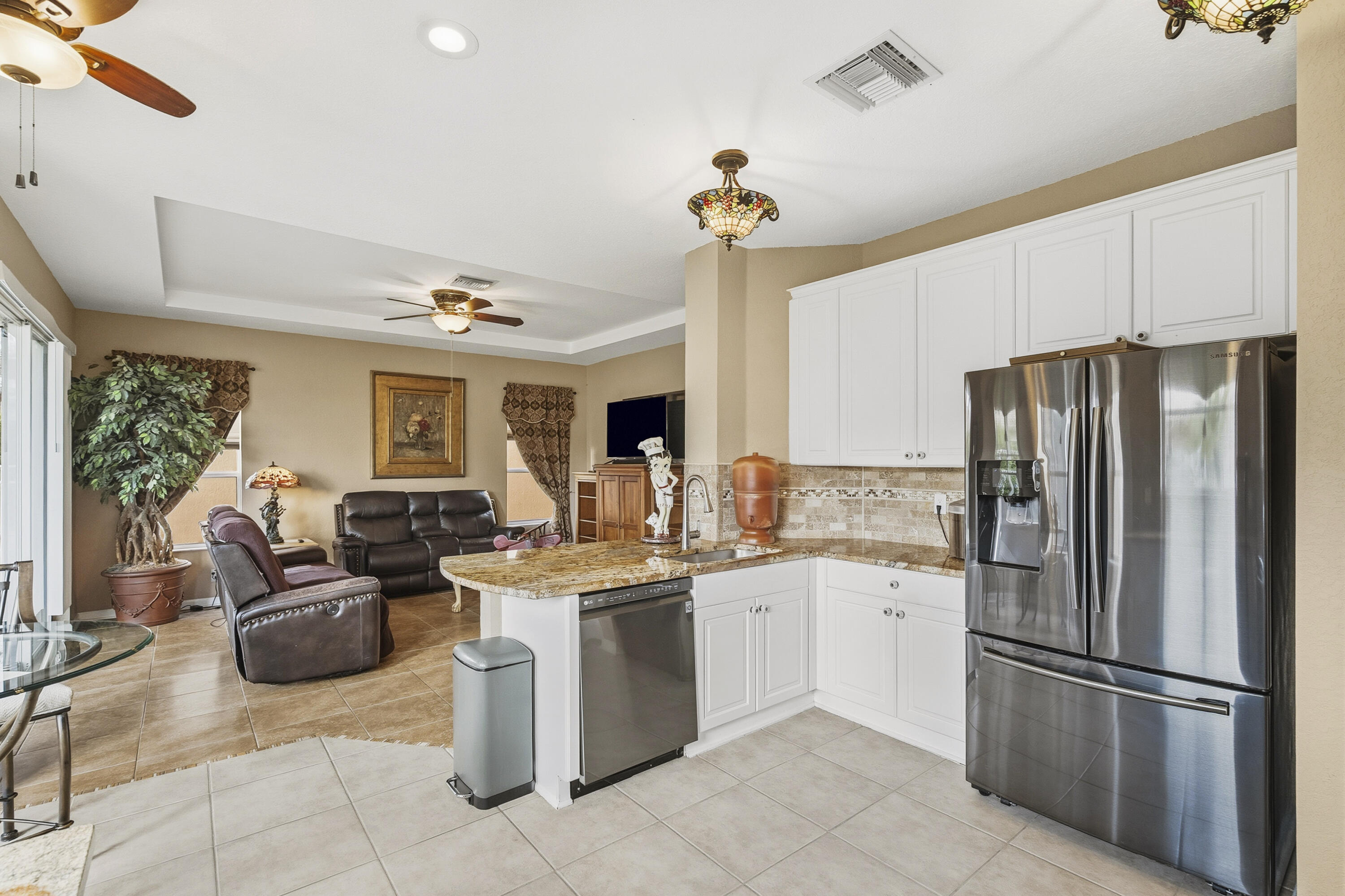 PORTOFINO SHORES PHASE THREE - Residential