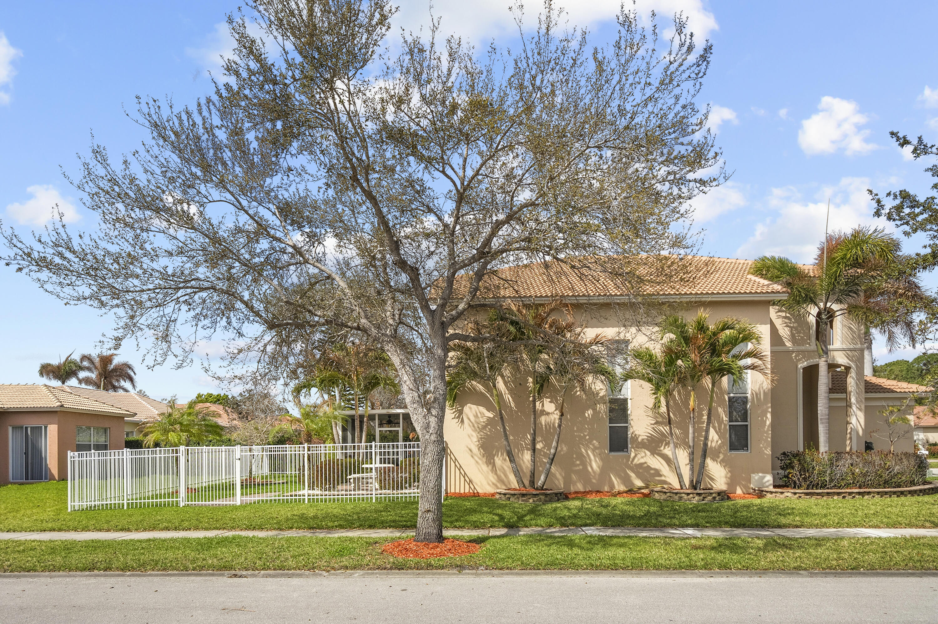 PORTOFINO SHORES PHASE THREE - Residential