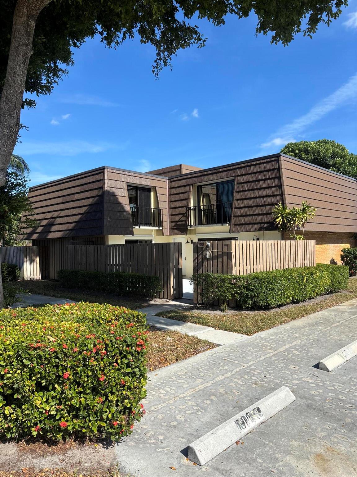 Sandalwood Estates - Residential Lease