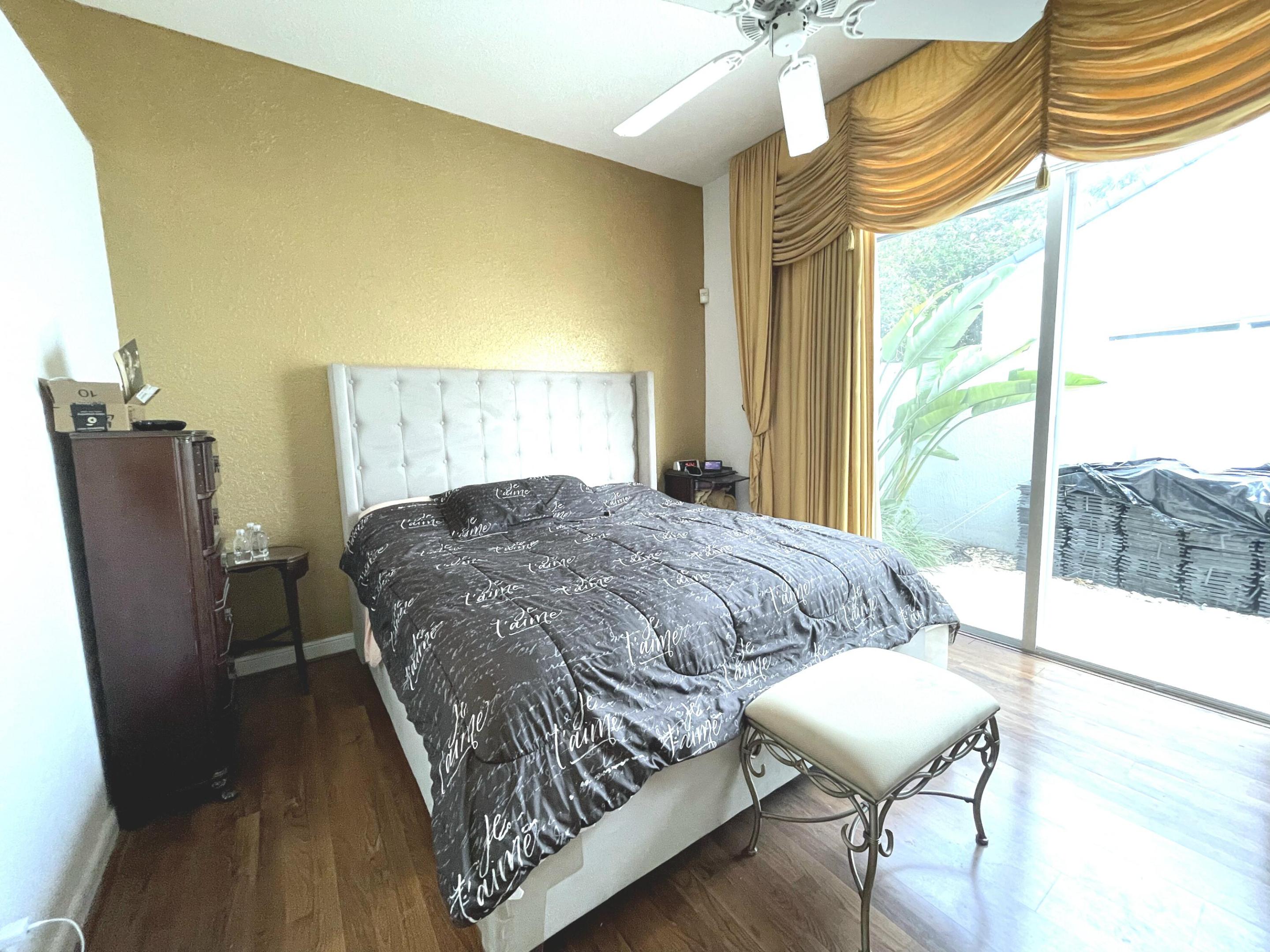 KENSINGTON AT WOODFIELD COUNTRY CLUB - Residential