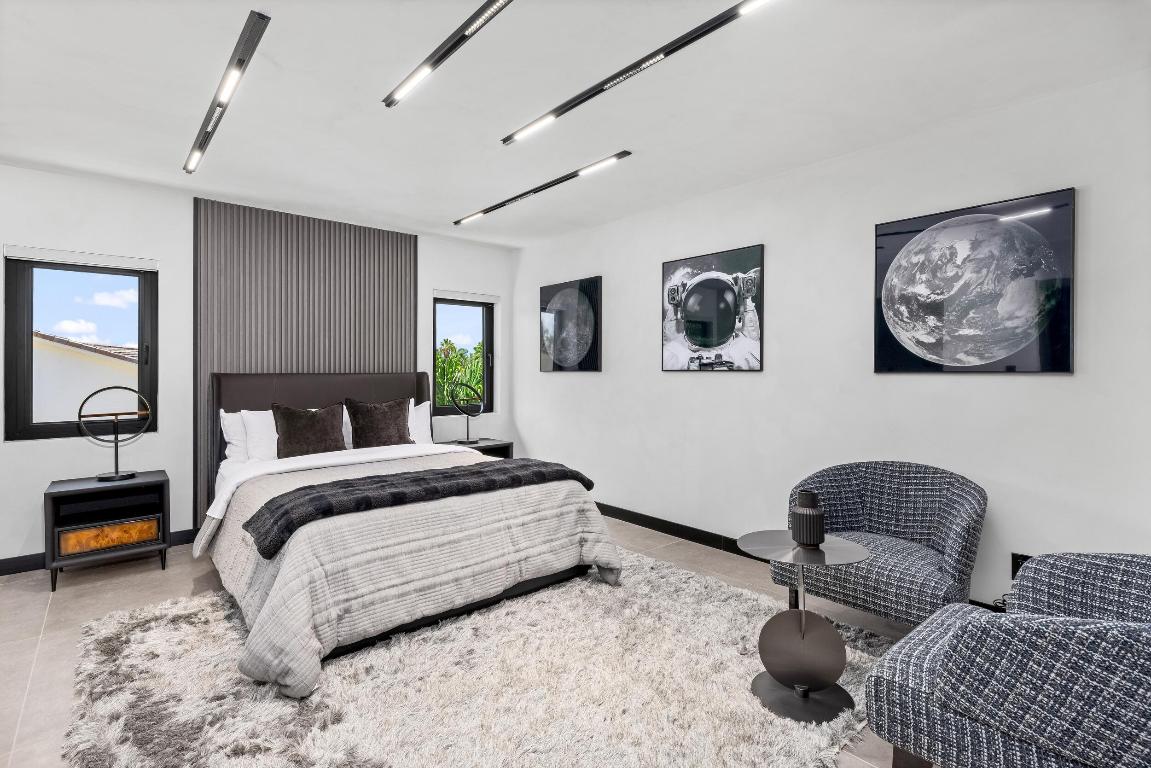 BOCA BAY COLONY - Residential