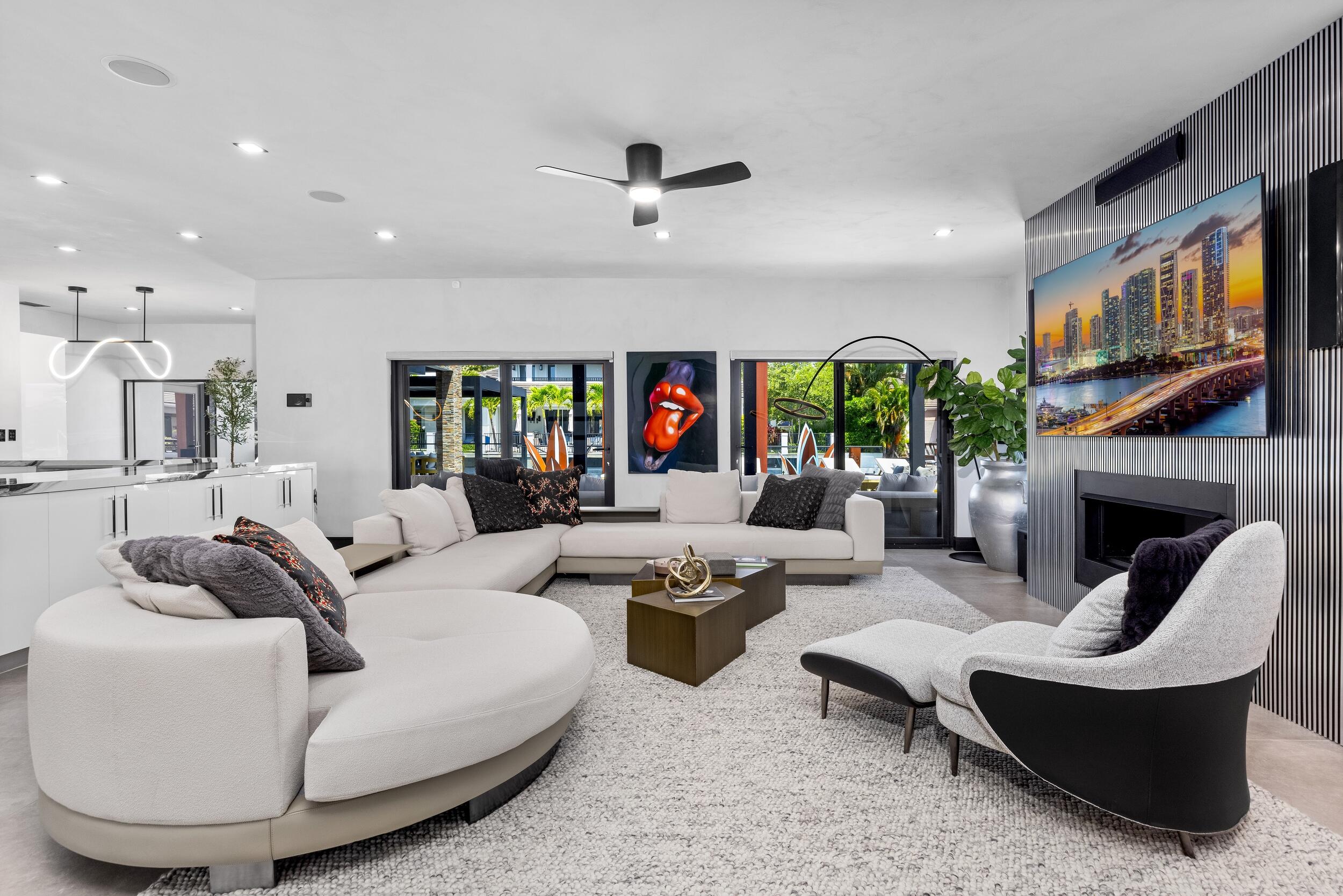 BOCA BAY COLONY - Residential