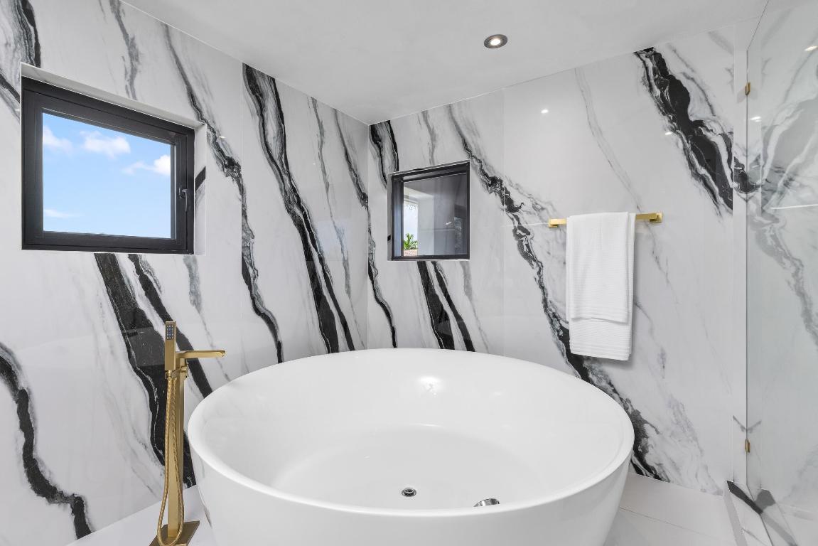 BOCA BAY COLONY - Residential