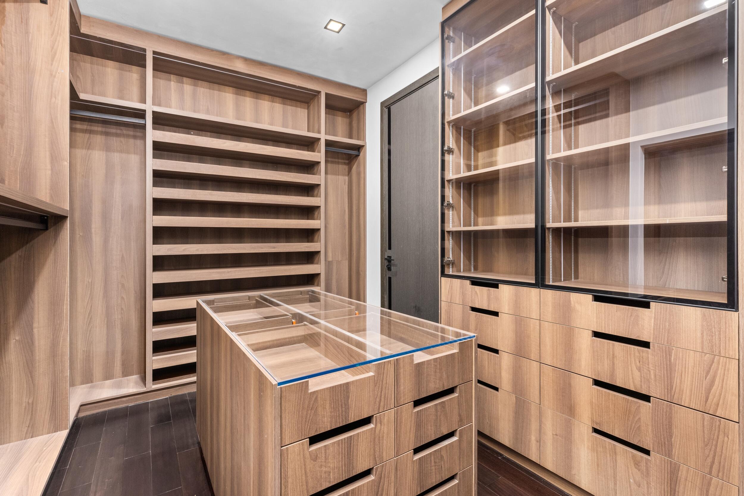 BOCA BAY COLONY - Residential