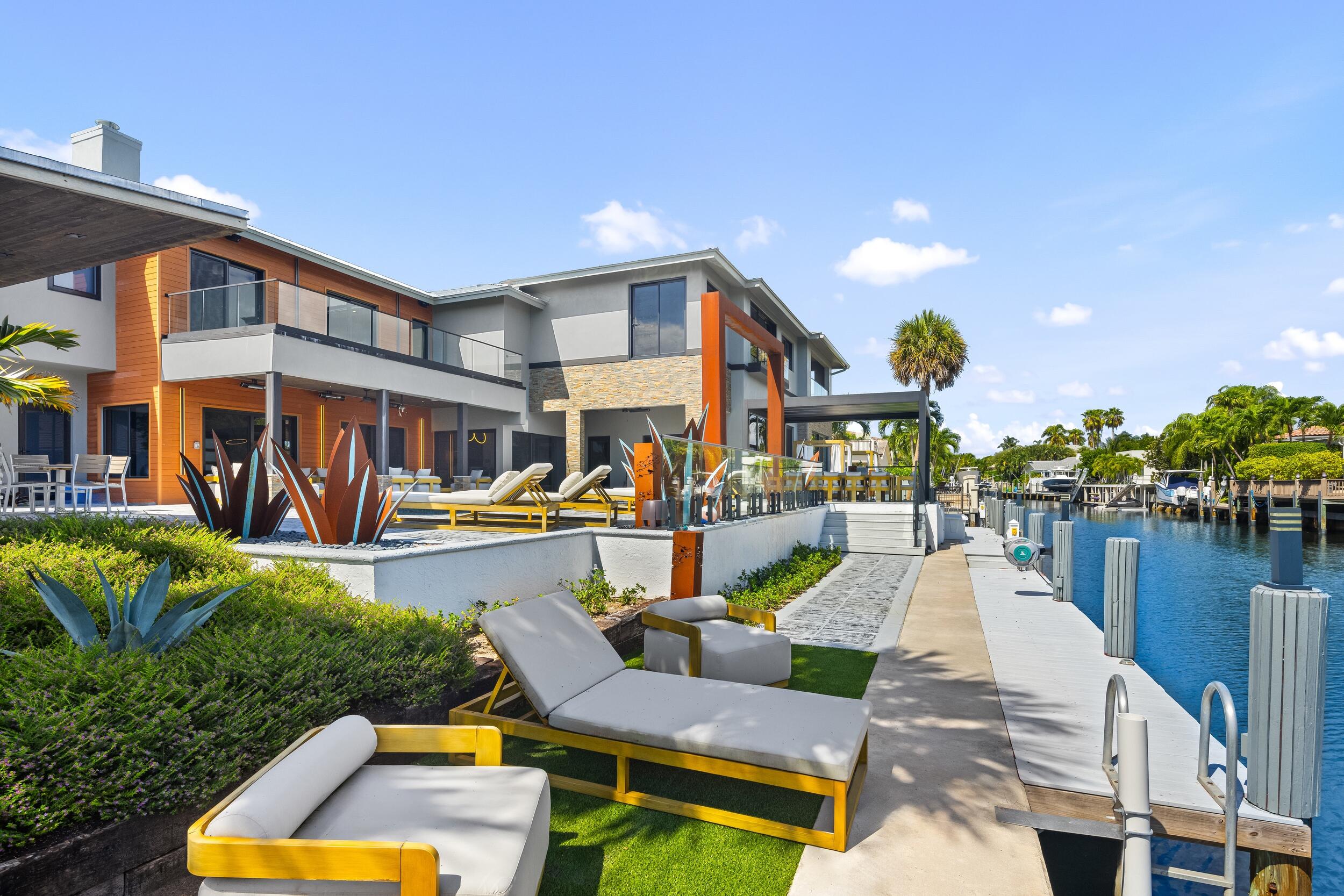 BOCA BAY COLONY - Residential