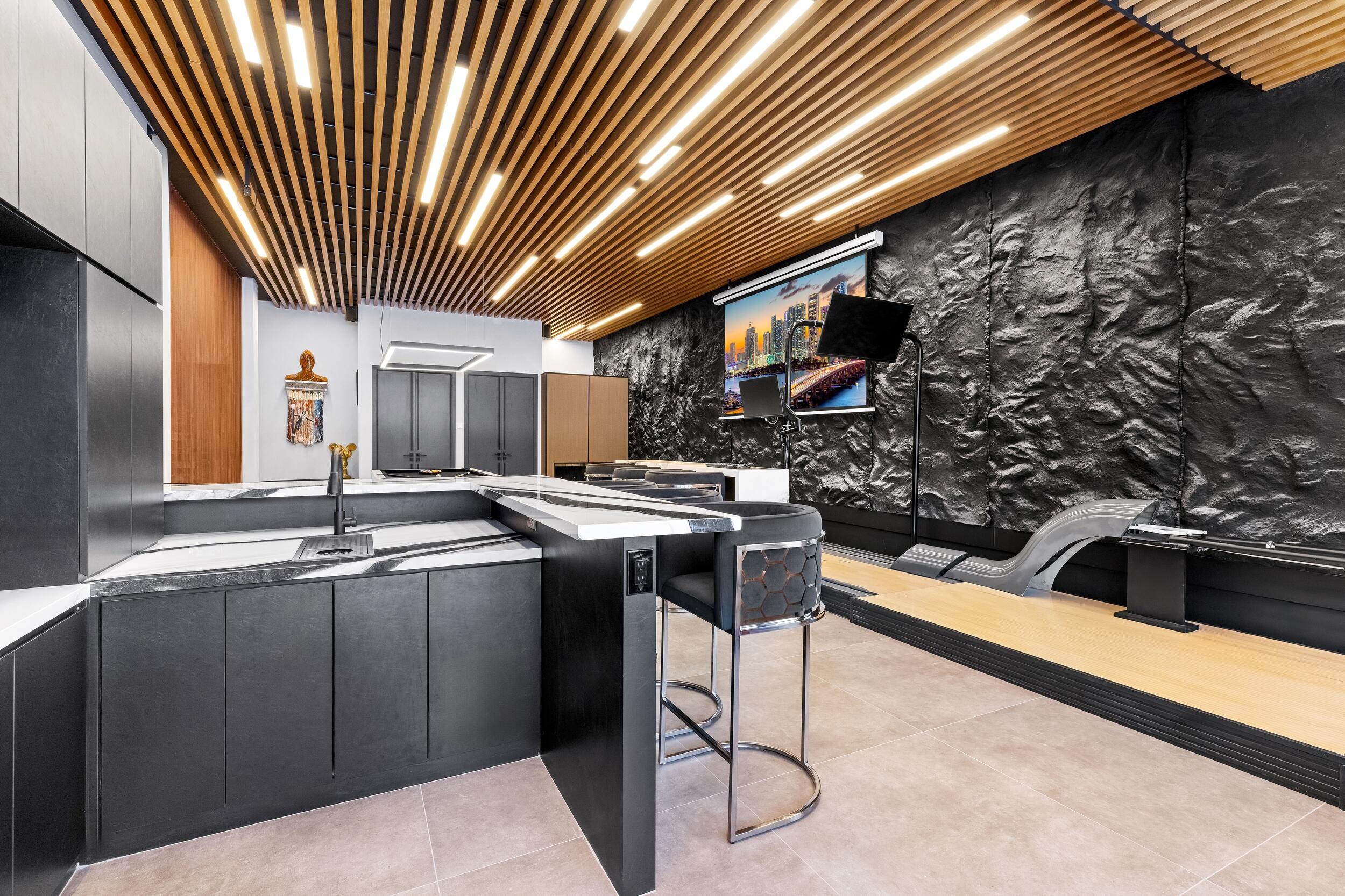 BOCA BAY COLONY - Residential