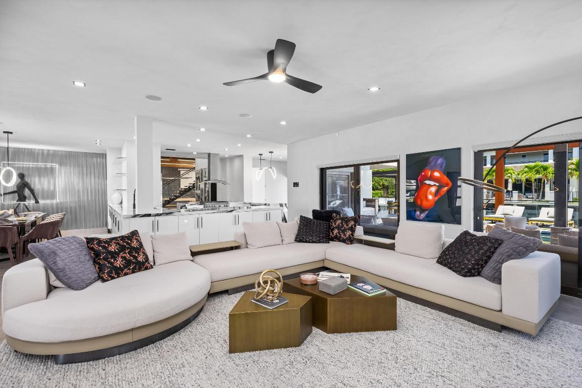 BOCA BAY COLONY - Residential