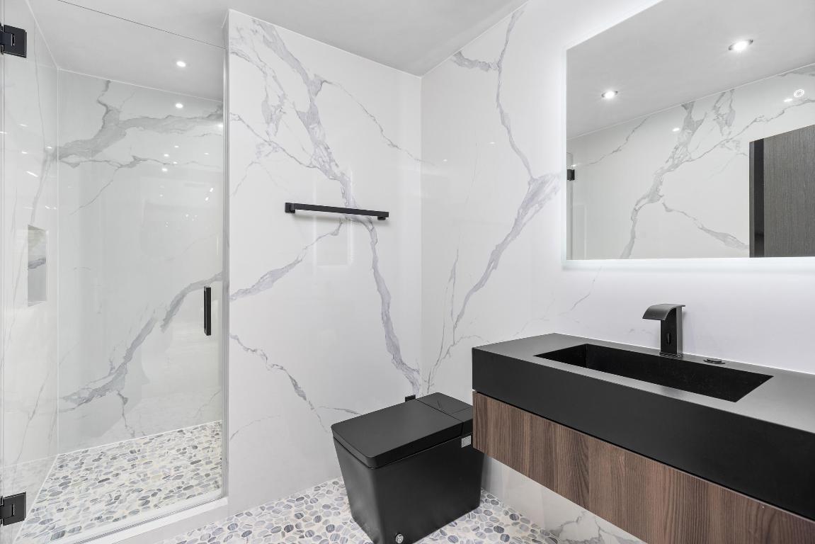 BOCA BAY COLONY - Residential