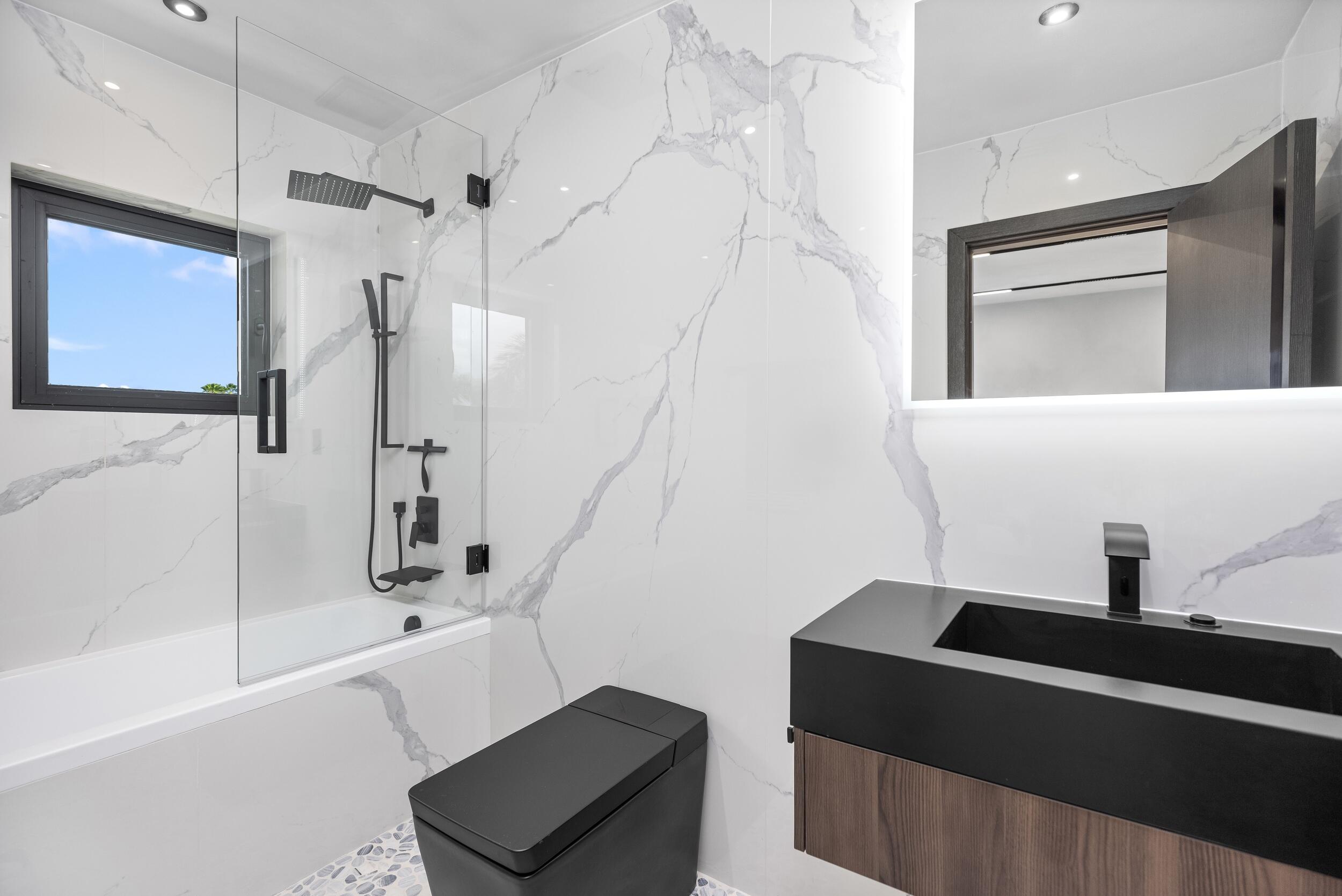 BOCA BAY COLONY - Residential