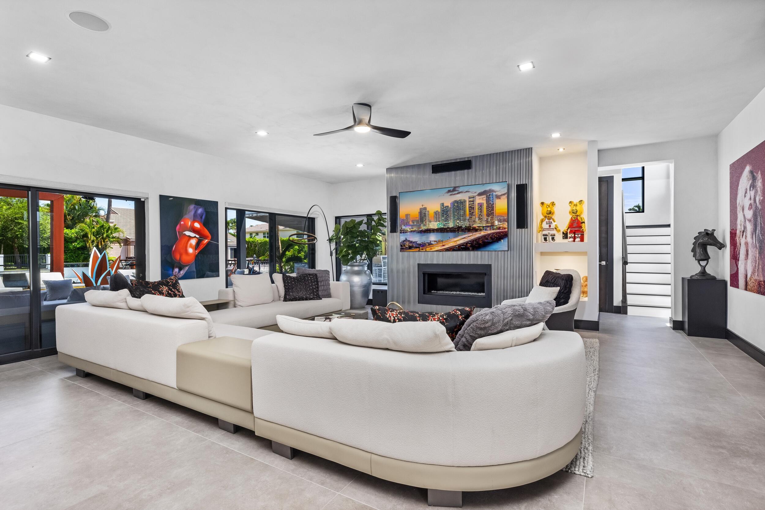 BOCA BAY COLONY - Residential