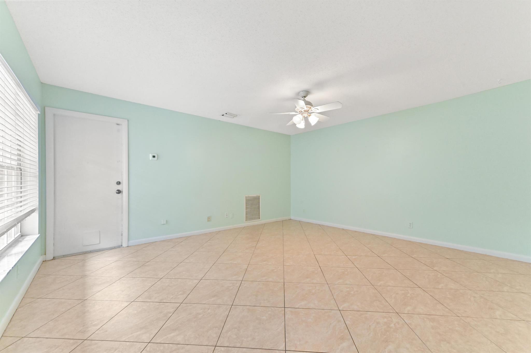 12203 Brisbane Lane