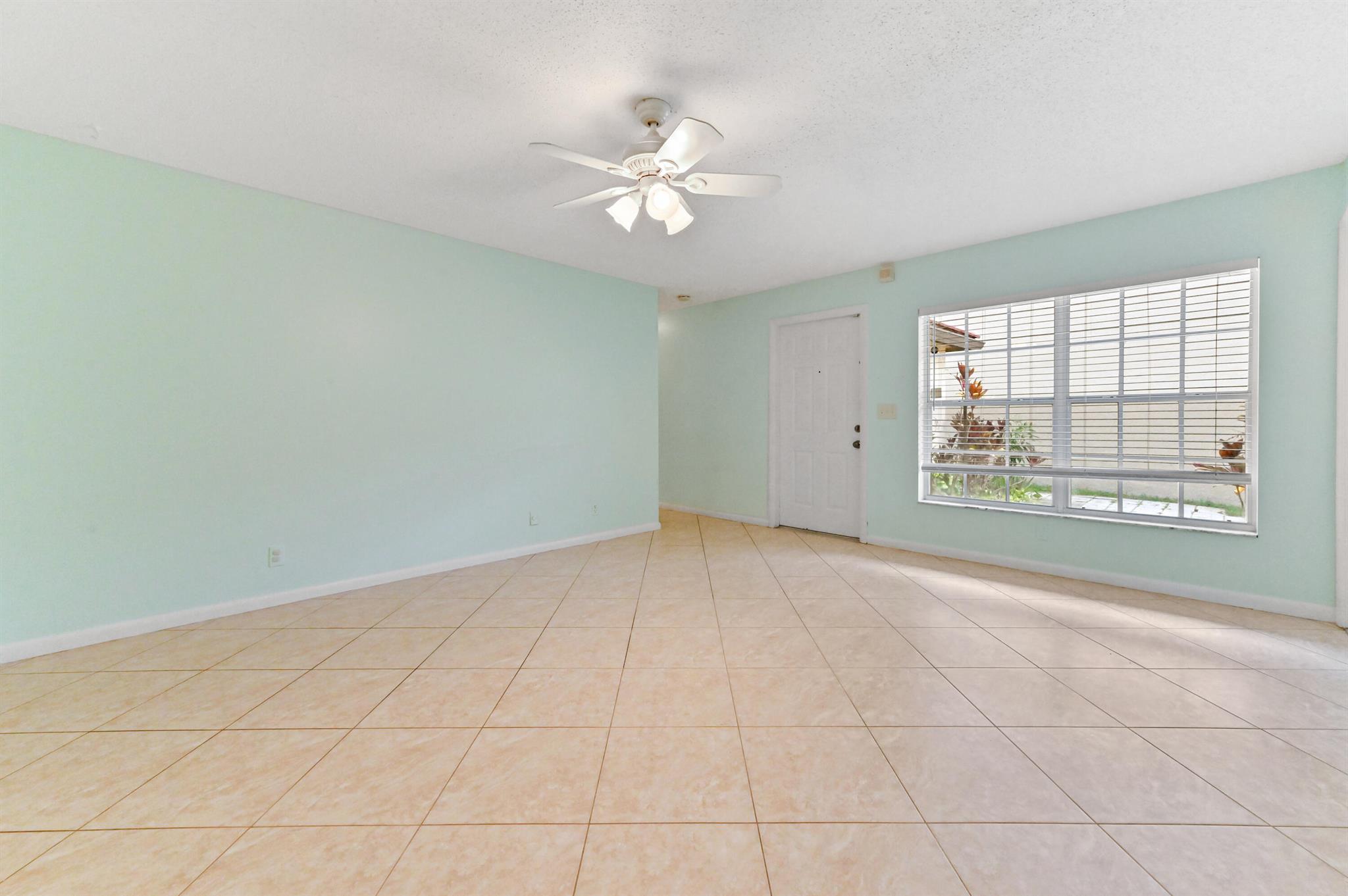 12203 Brisbane Lane