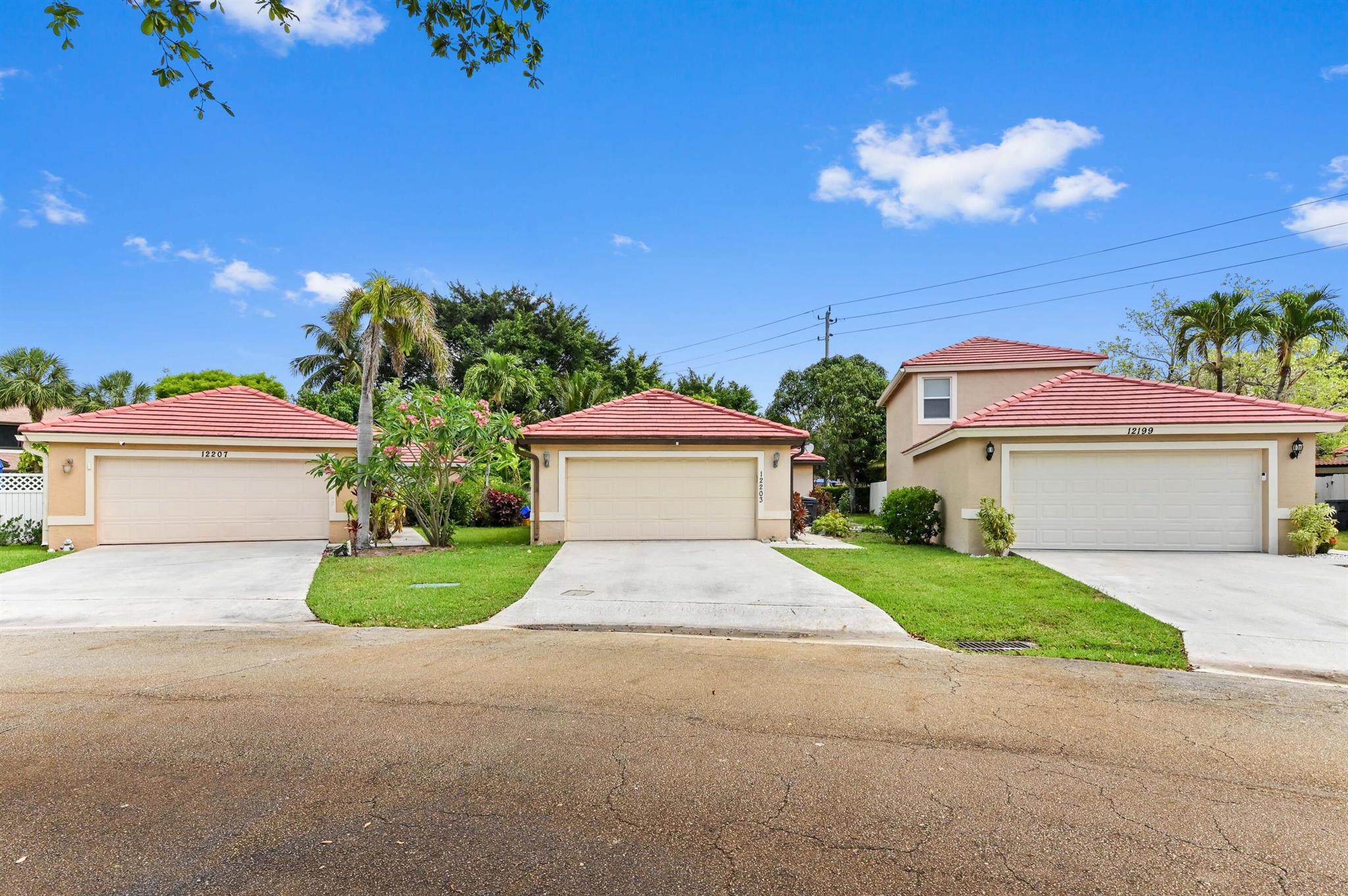 12203 Brisbane Lane