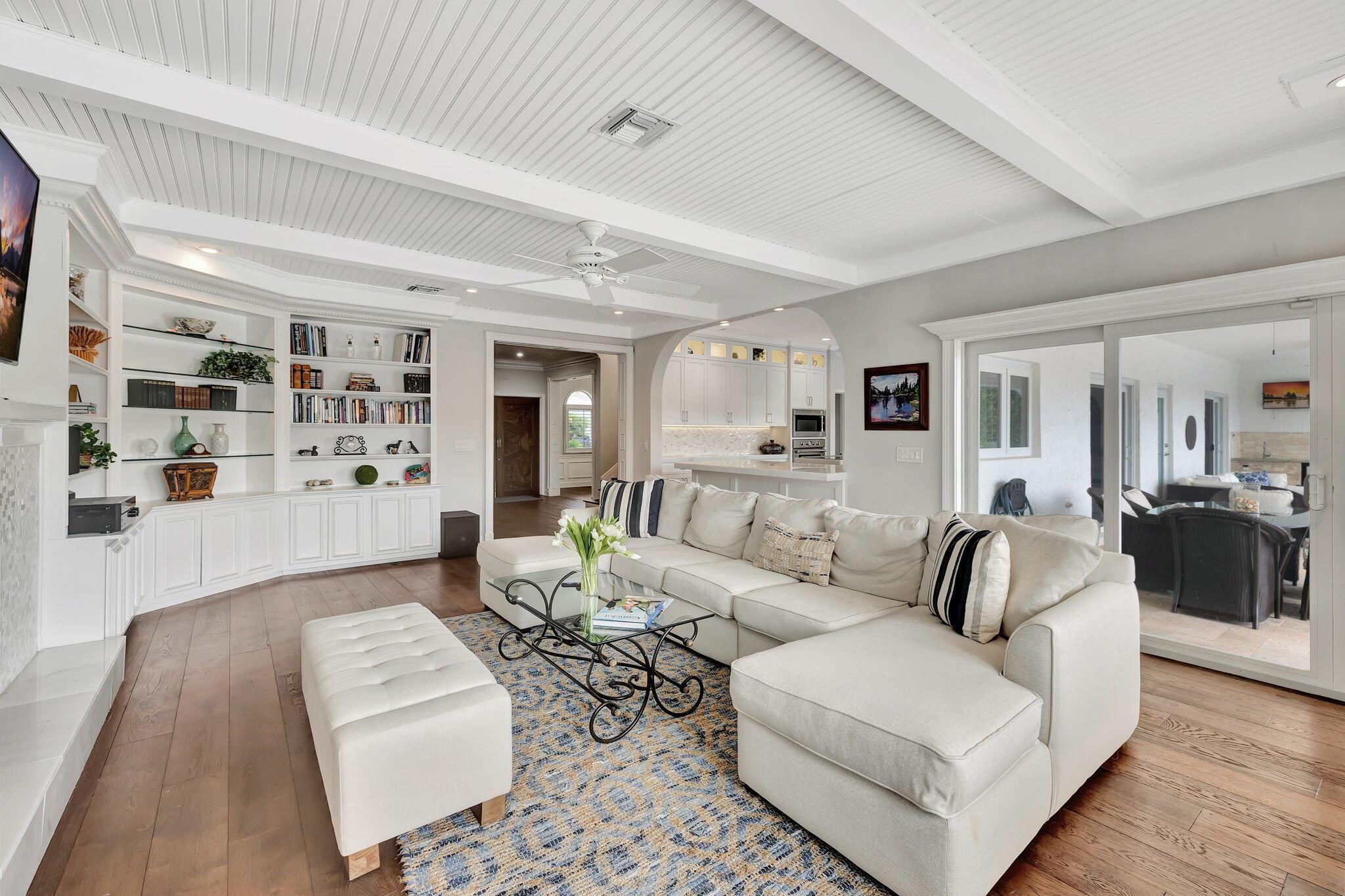 TROPIC ISLE 3RD SEC - Residential