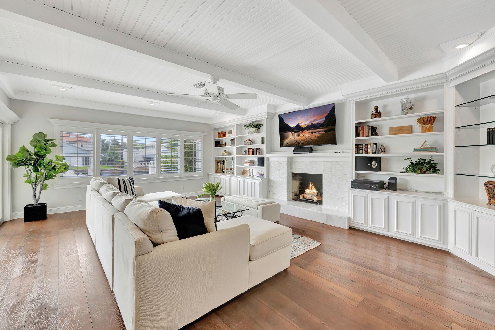 TROPIC ISLE 3RD SEC - Residential