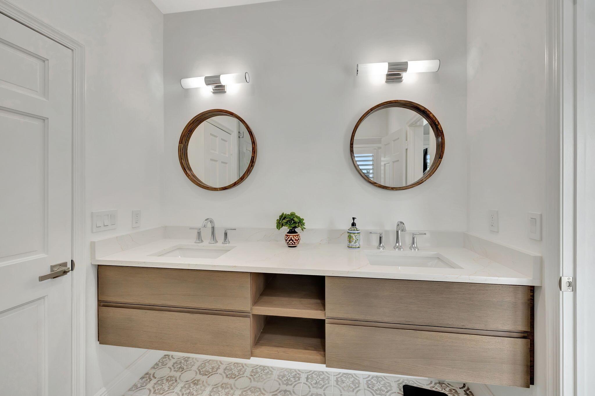 TROPIC ISLE 3RD SEC - Residential