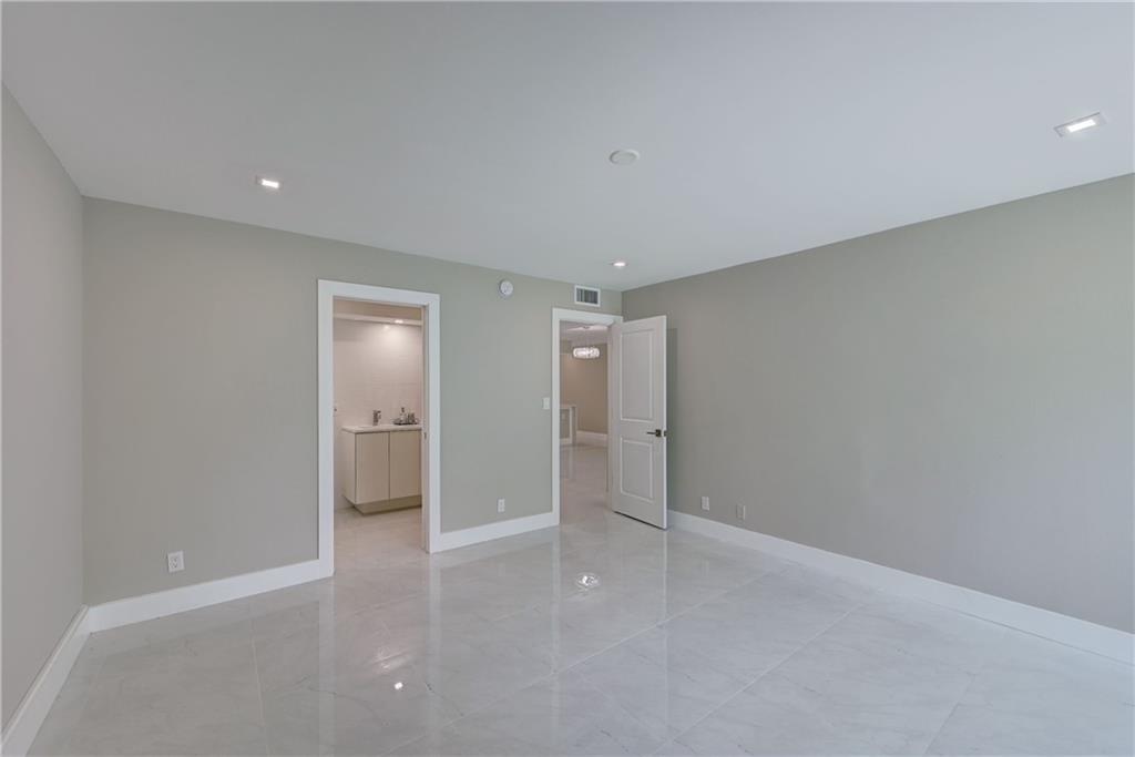 WYNMOOR VILLAGE - Residential