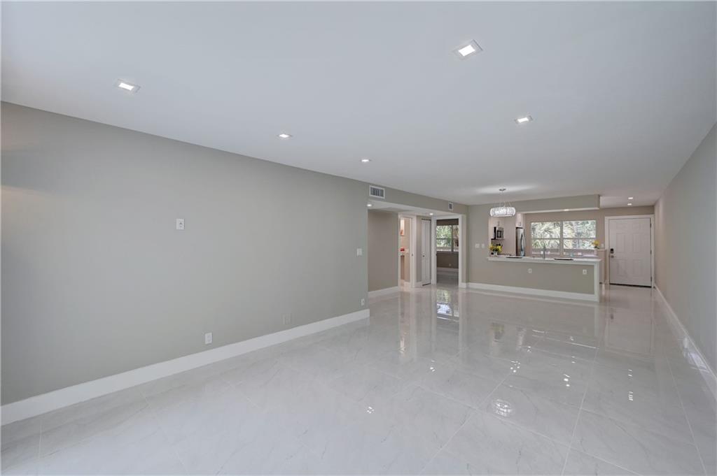 WYNMOOR VILLAGE - Residential