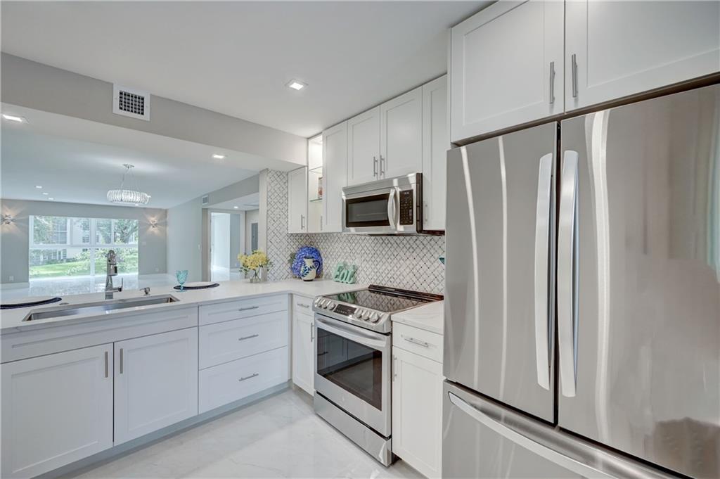 WYNMOOR VILLAGE - Residential