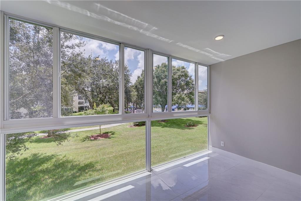 WYNMOOR VILLAGE - Residential