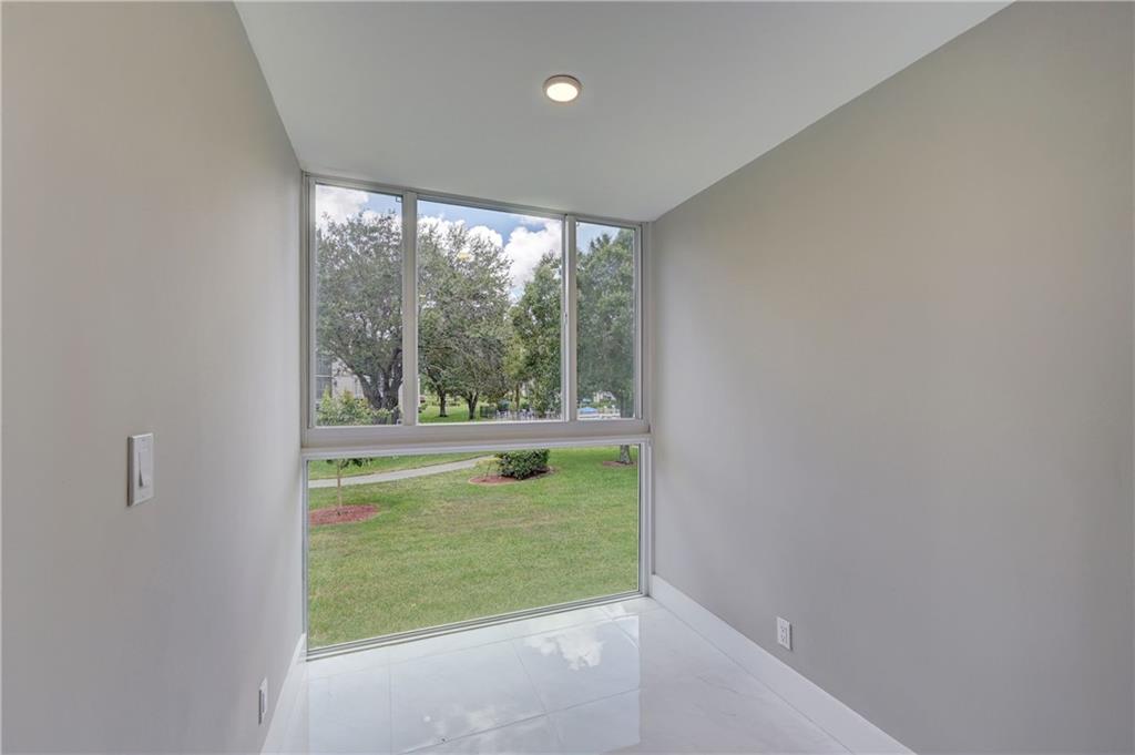 WYNMOOR VILLAGE - Residential