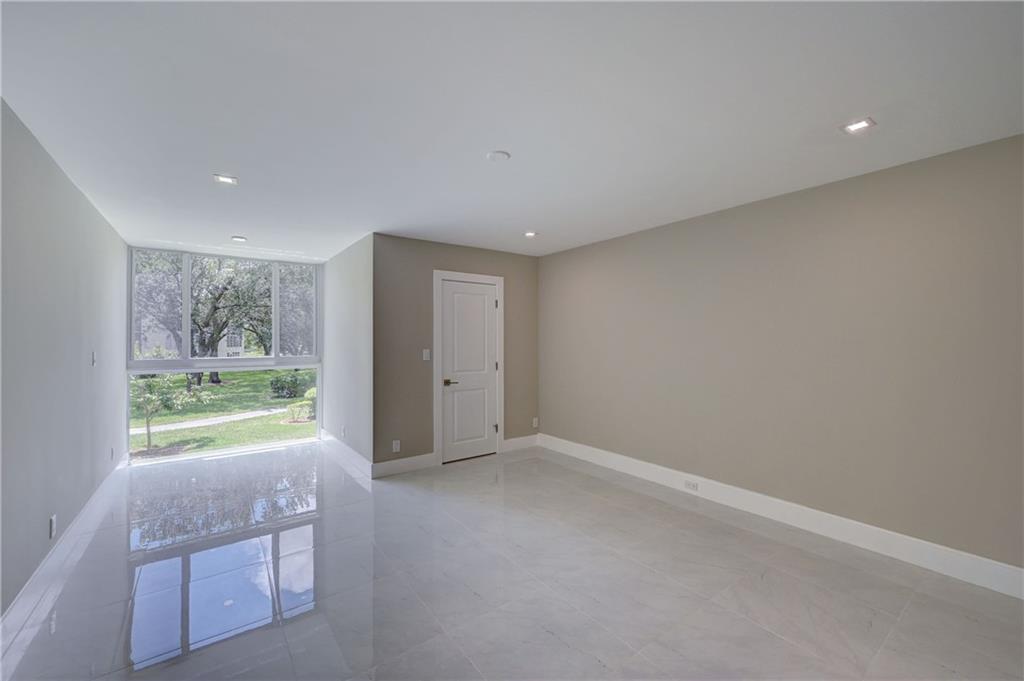 WYNMOOR VILLAGE - Residential