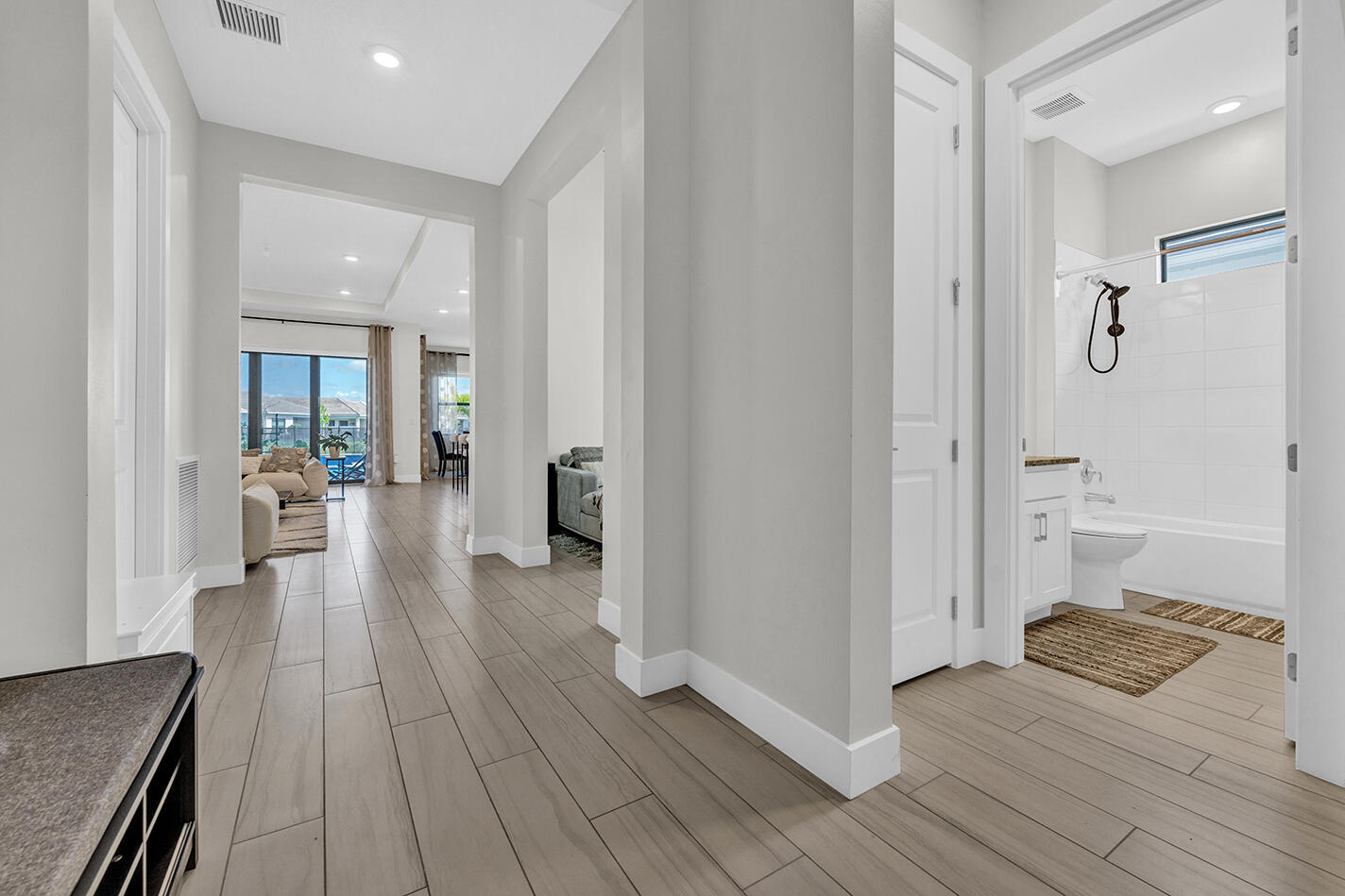 CRESSWIND PALM BEACH PHASE 3 - Residential