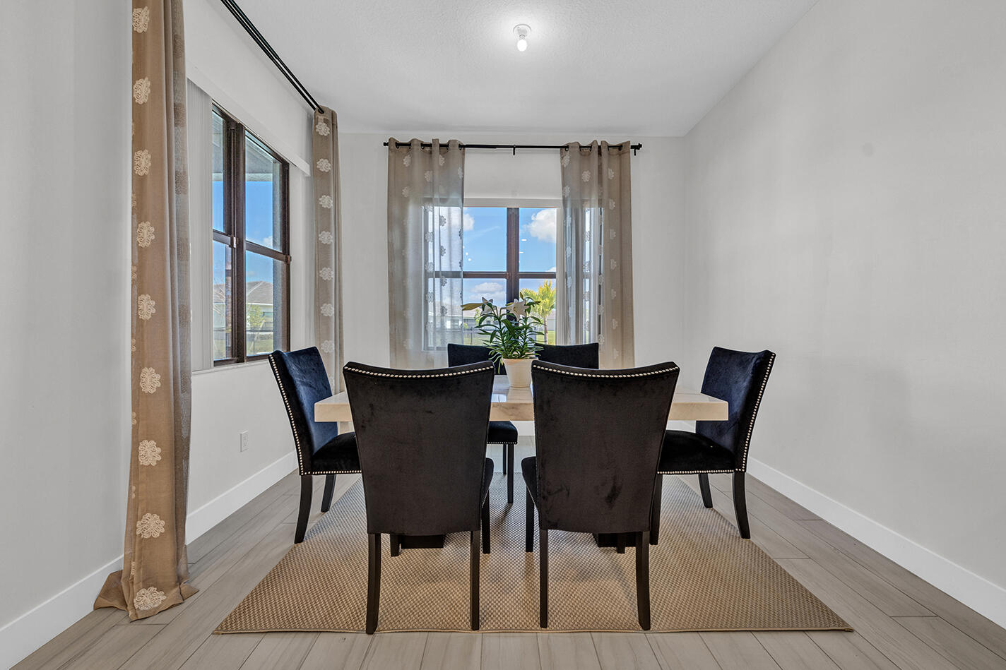 CRESSWIND PALM BEACH PHASE 3 - Residential