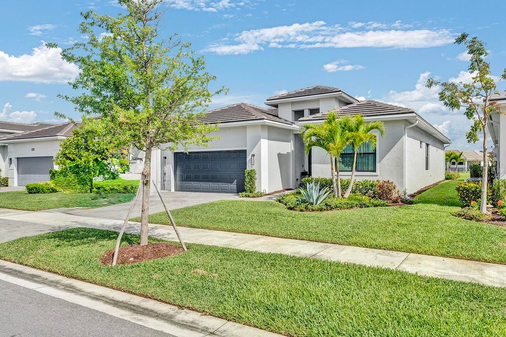 Photo of 15647 Merritt Drive, Westlake, FL 33470 (MLS # B26012566)