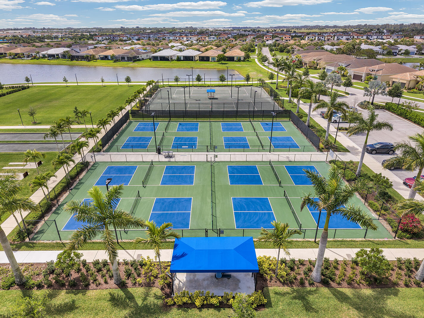 CRESSWIND PALM BEACH PHASE 3 - Residential