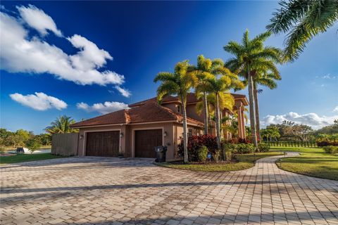 Tiny photo for 5660 Lago Del Sol Drive, Lake Worth, FL 33449 (MLS # F10556424)
