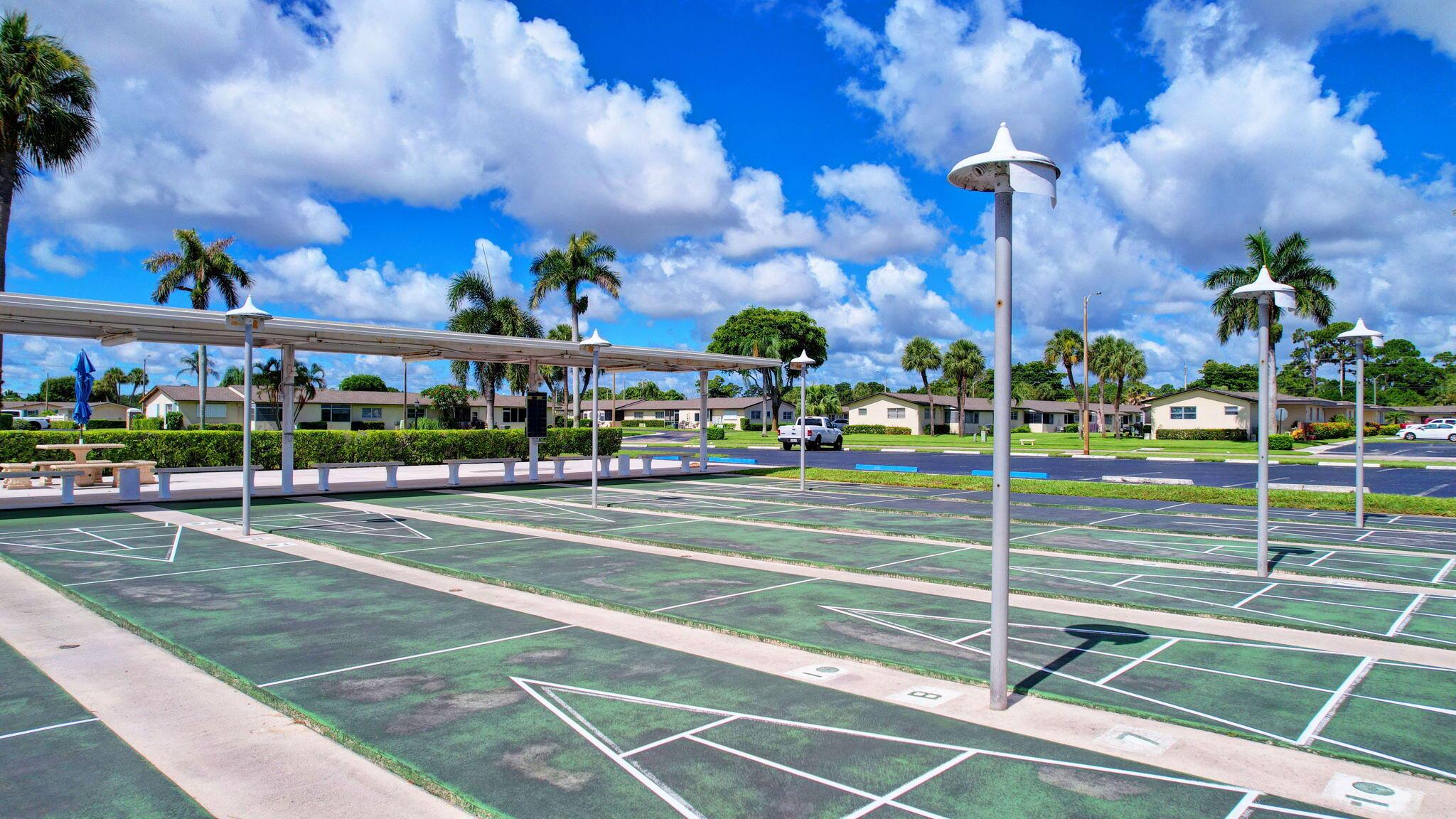 Cresthaven Villas No 2 - Residential