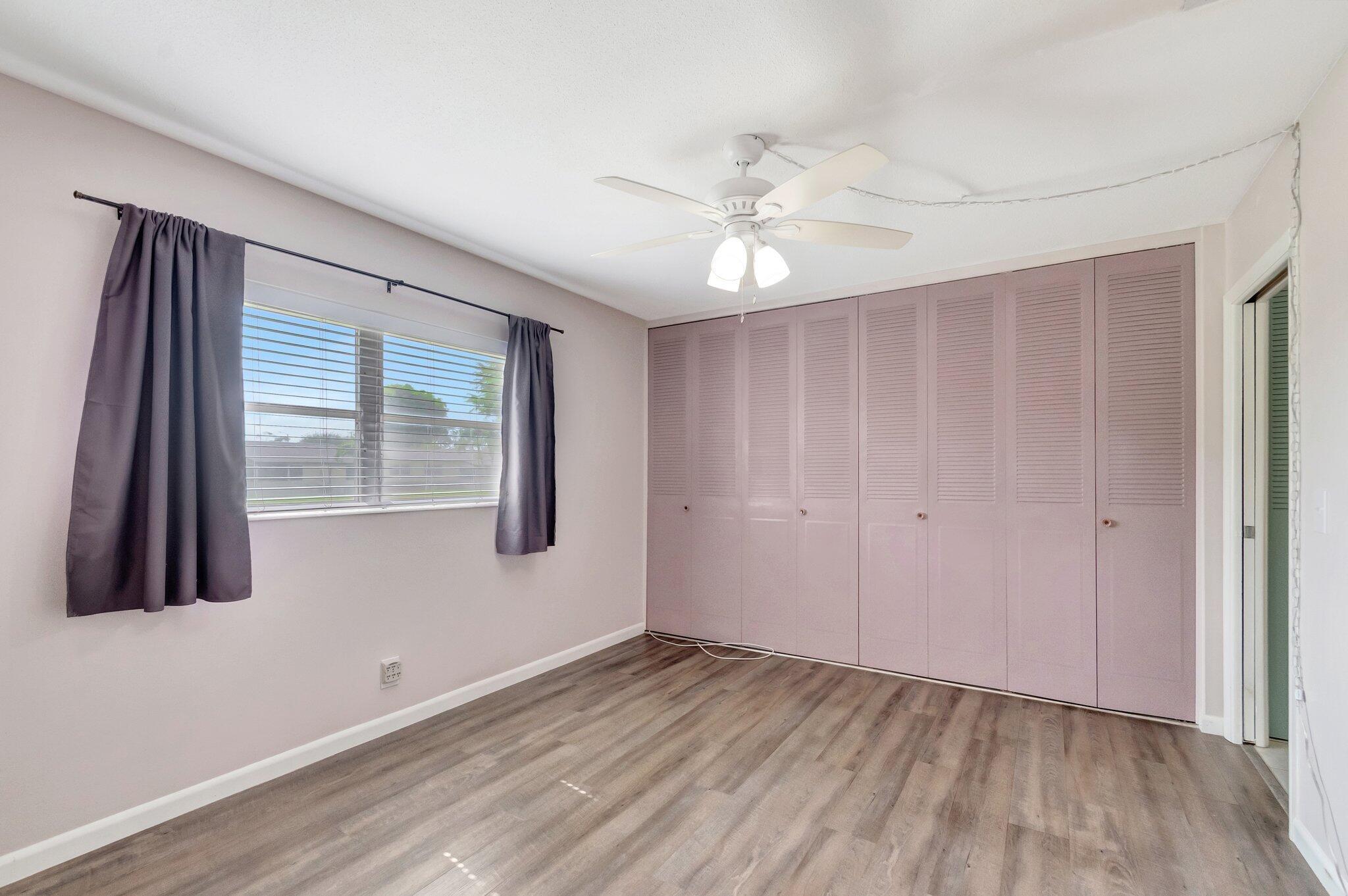 Cresthaven Villas No 2 - Residential