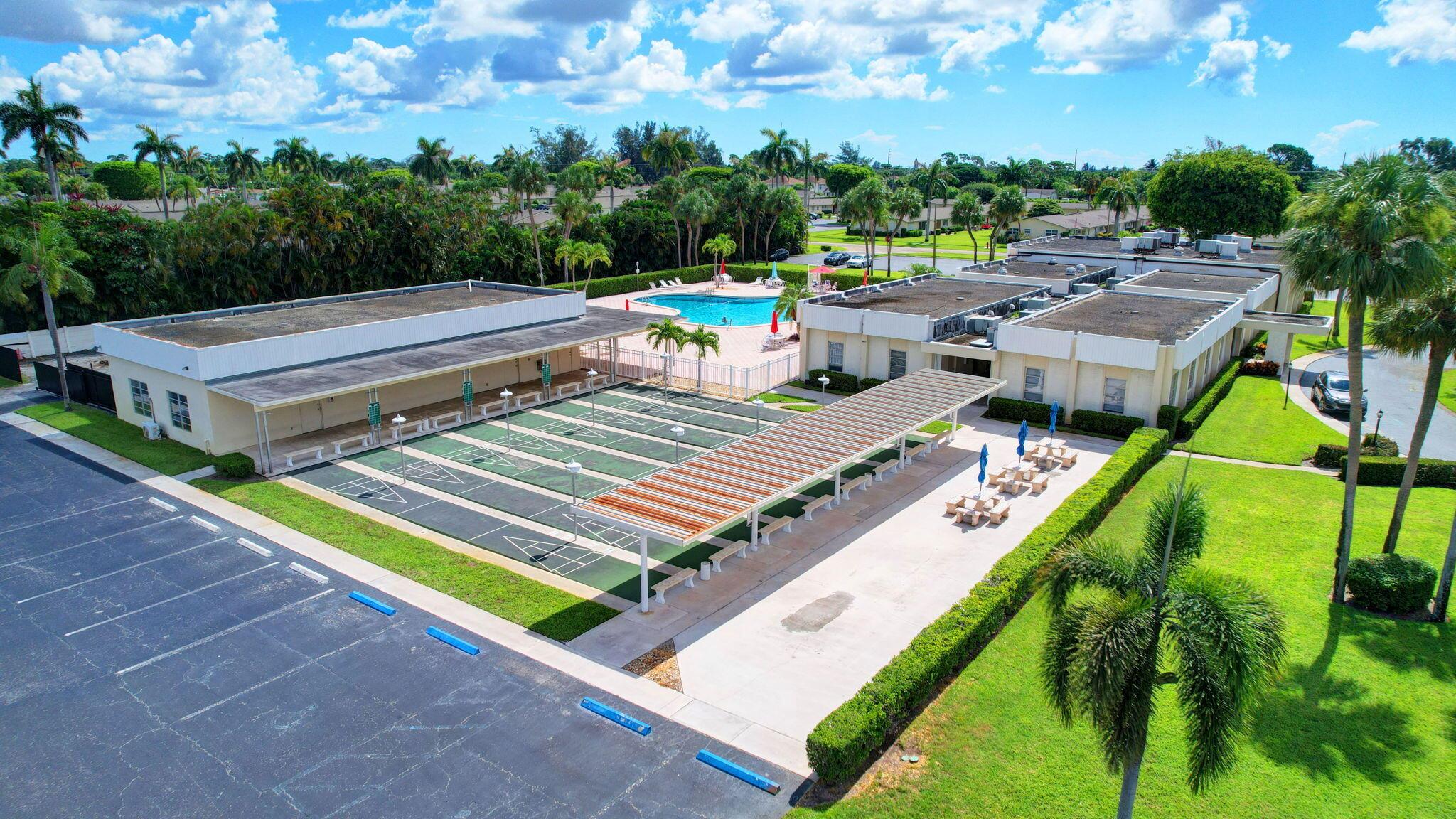 Cresthaven Villas No 2 - Residential