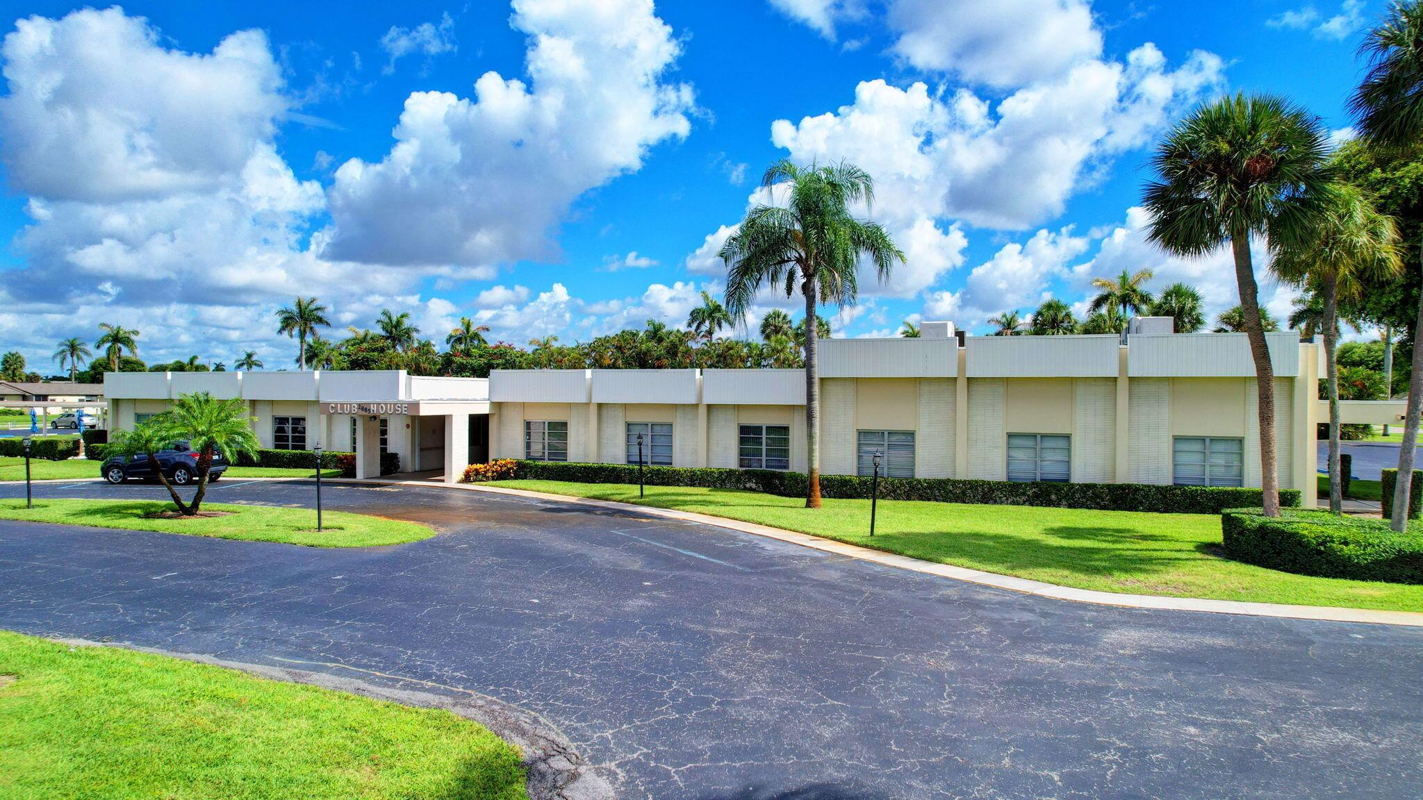 Cresthaven Villas No 2 - Residential