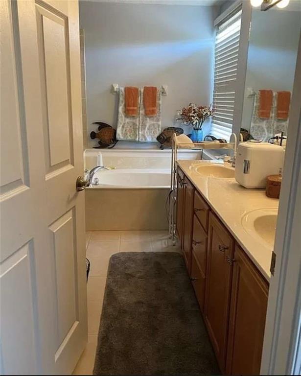 GABLES AT NORTHLAKE 1 - Residential